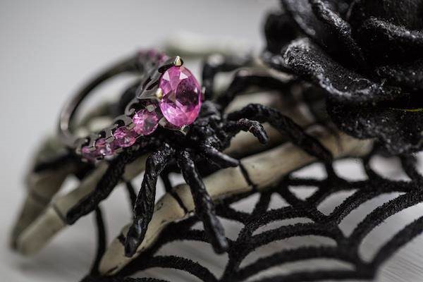 Black engagement ring form Art Masters