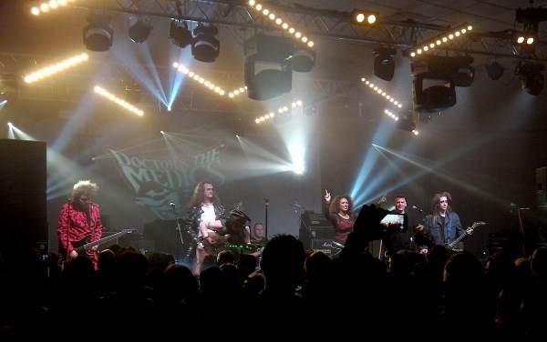 Ali’s favourite, Dr & the Medics putting on a great show at Whitby Goth Weekend.