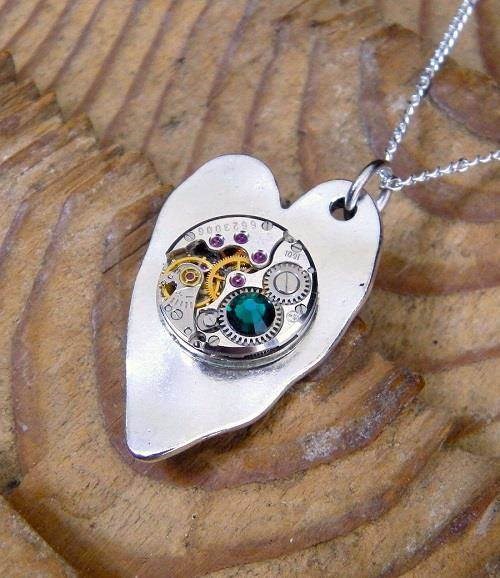 Timeless Love Necklace - Abstract Heart with Emerald Crystal